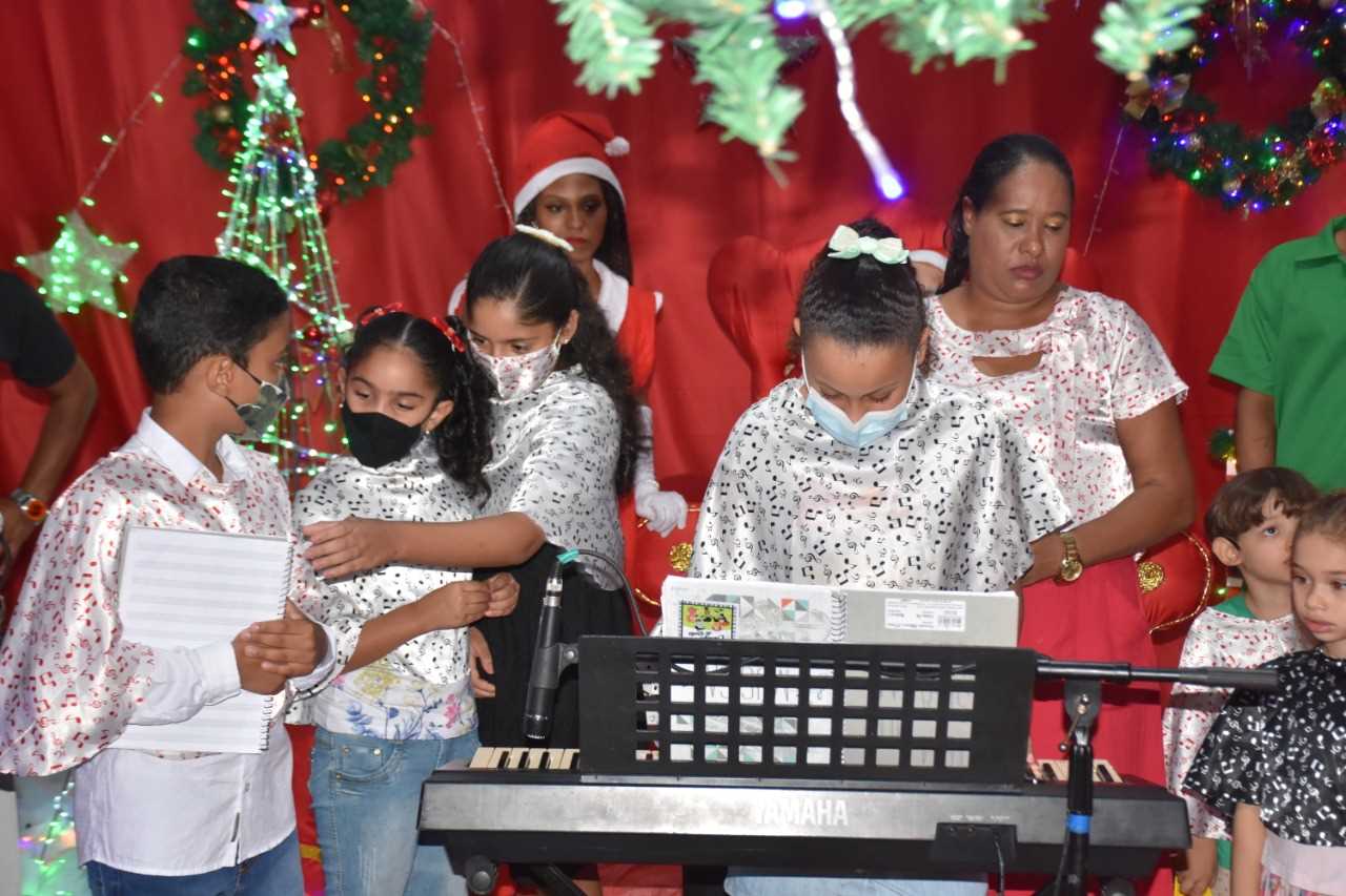 Camacã: Prefeitura inaugura a Vila Natal e encanta a população, principalmente as crianças